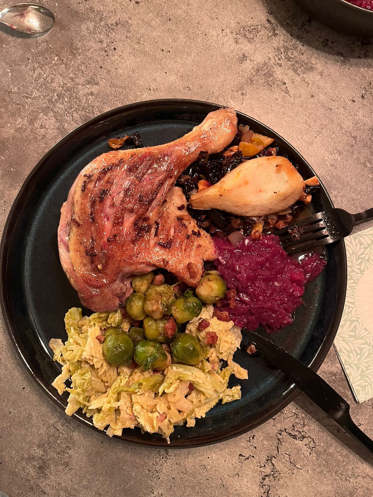 Weihnachtsessen, Ente mit vielen Beilagen